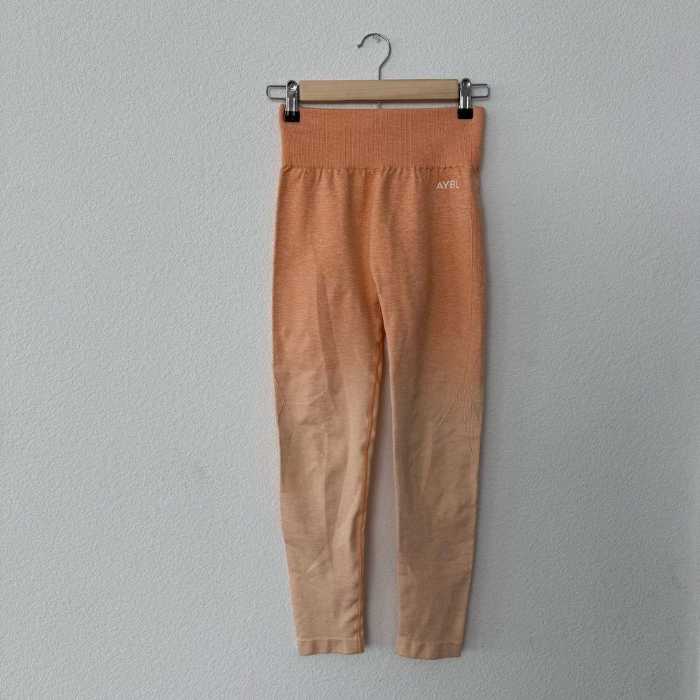 AYBL- High Rise Seamless Ombré Leggings Small